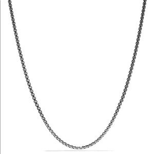 Medium Box Chain Necklace
DAVID YURMAN